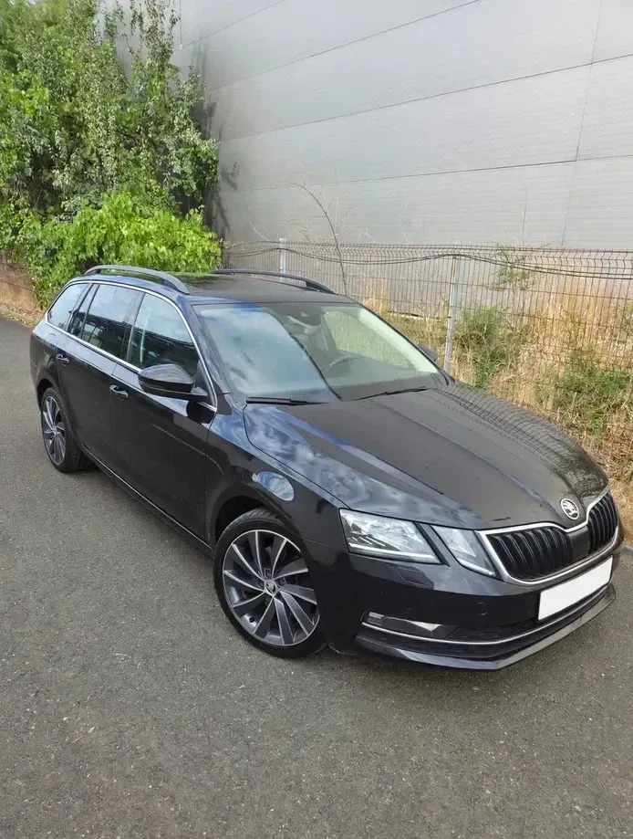 Škoda Octavia III 2.0 TDI DSG 4X4 Laurin & Klement — imagine 2