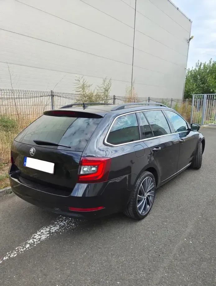 Škoda Octavia III 2.0 TDI DSG 4X4 Laurin & Klement — imagine 4