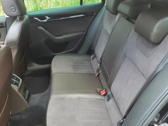 Škoda Octavia III 2.0 TDI DSG 4X4 Laurin & Klement