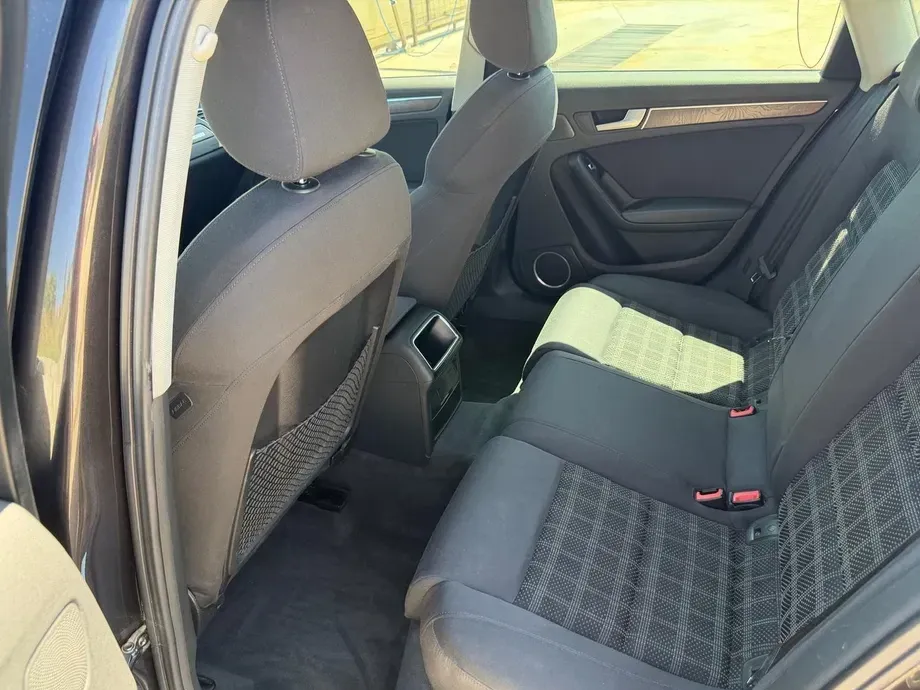Audi A4 Limuzina B8 — imagine 8