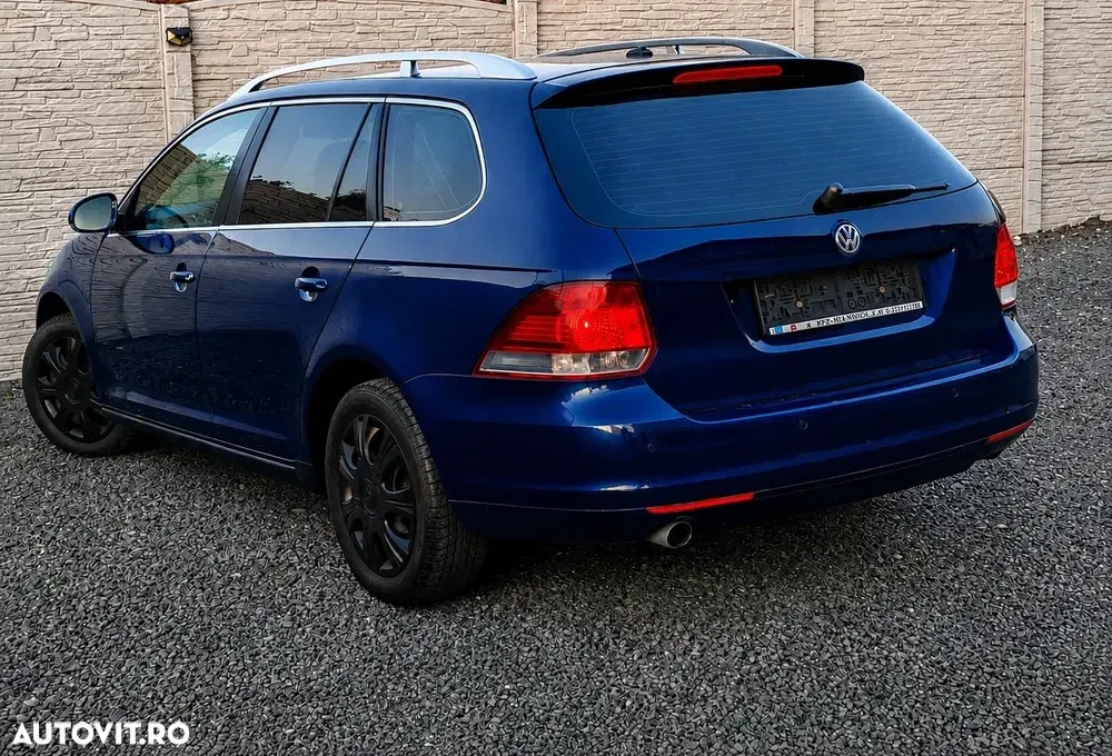 Volkswagen Golf — imagine 4