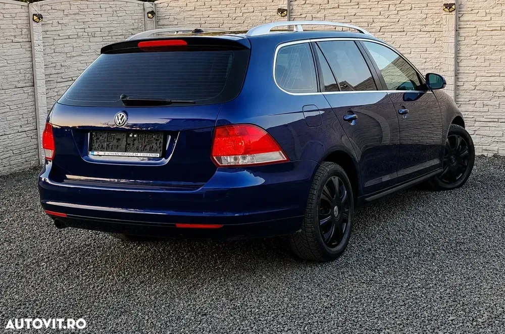 Volkswagen Golf — imagine 3