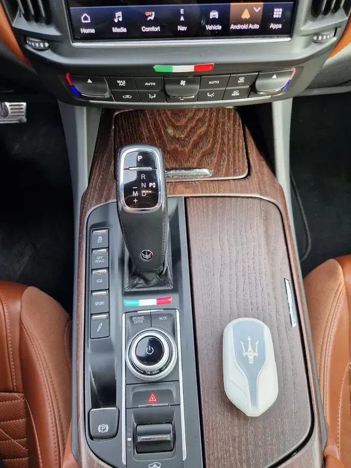 Maserati Levante — imagine 9