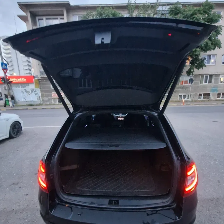 Škoda Octavia III — imagine 9