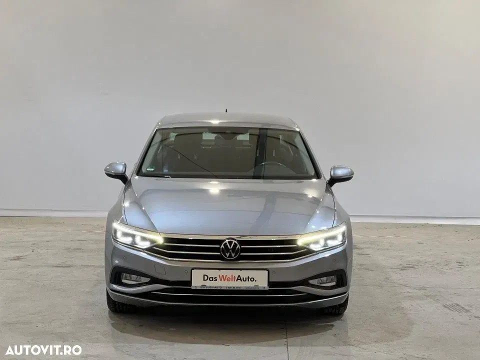 Volkswagen Passat — imagine 2