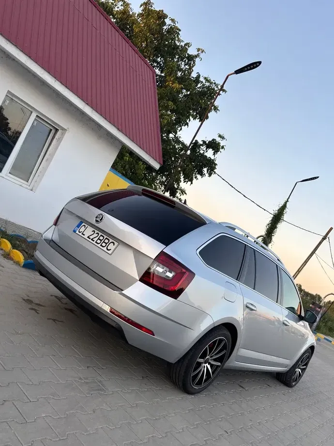Škoda Octavia III — imagine 3