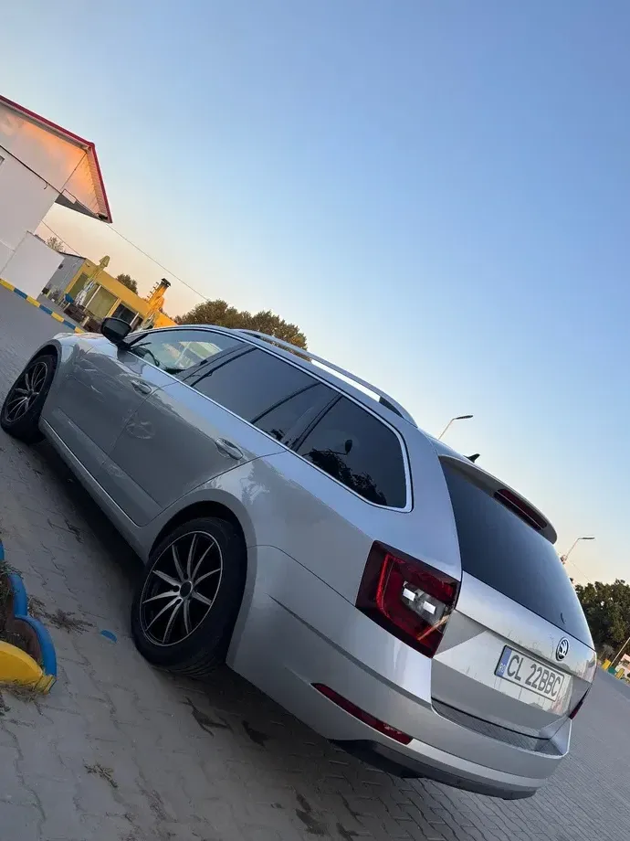 Škoda Octavia III — imagine 4