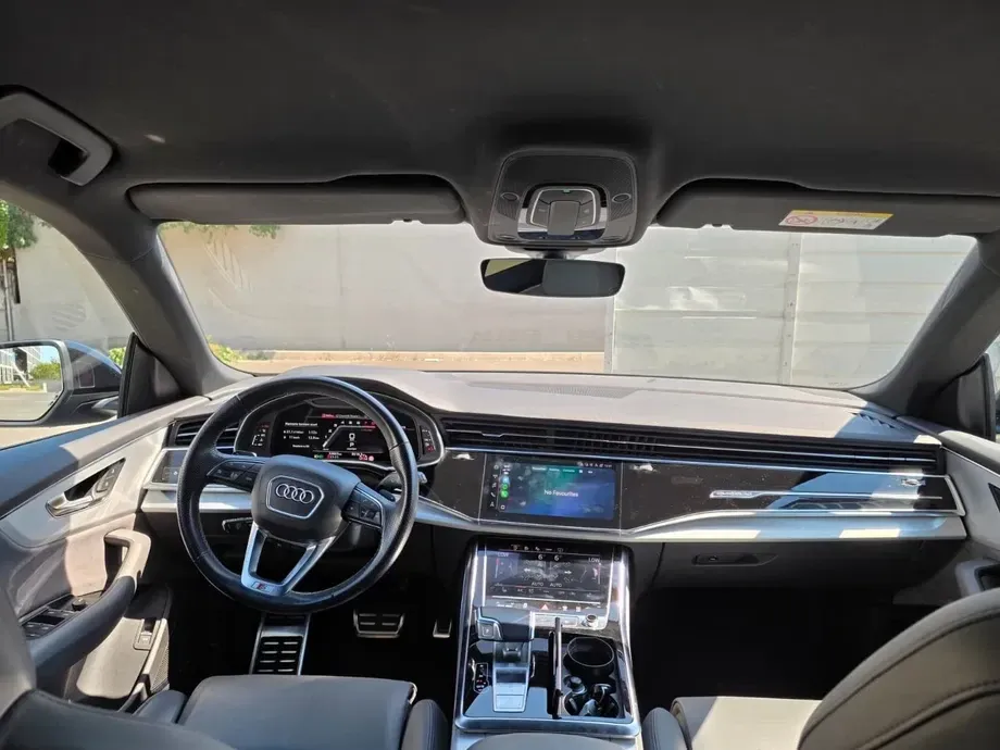 Audi Q8 — imagine 10