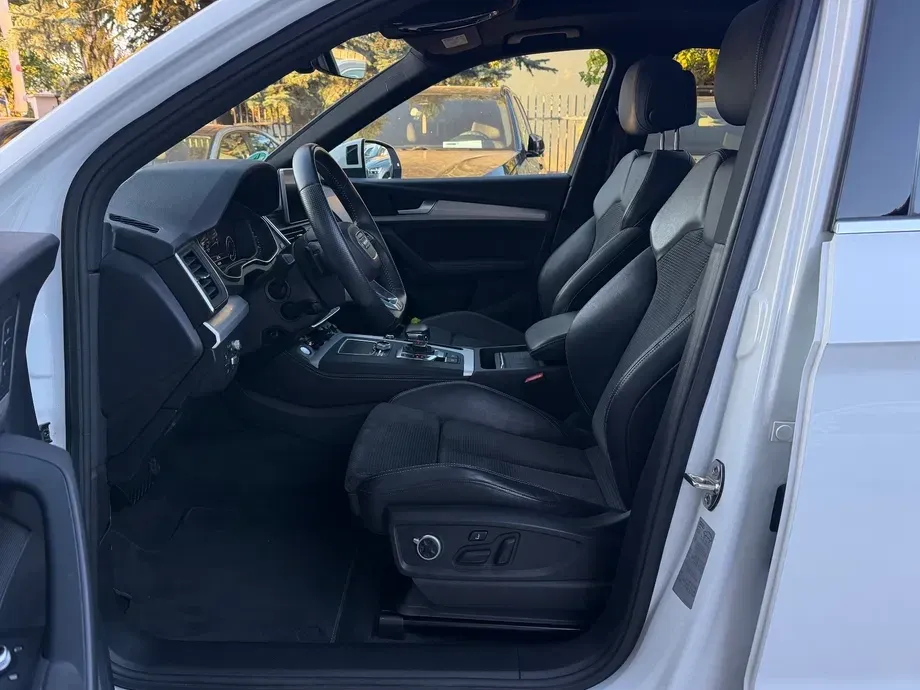 Audi Q5 FY 55 TFSIe quattro S tronic S line — imagine 10