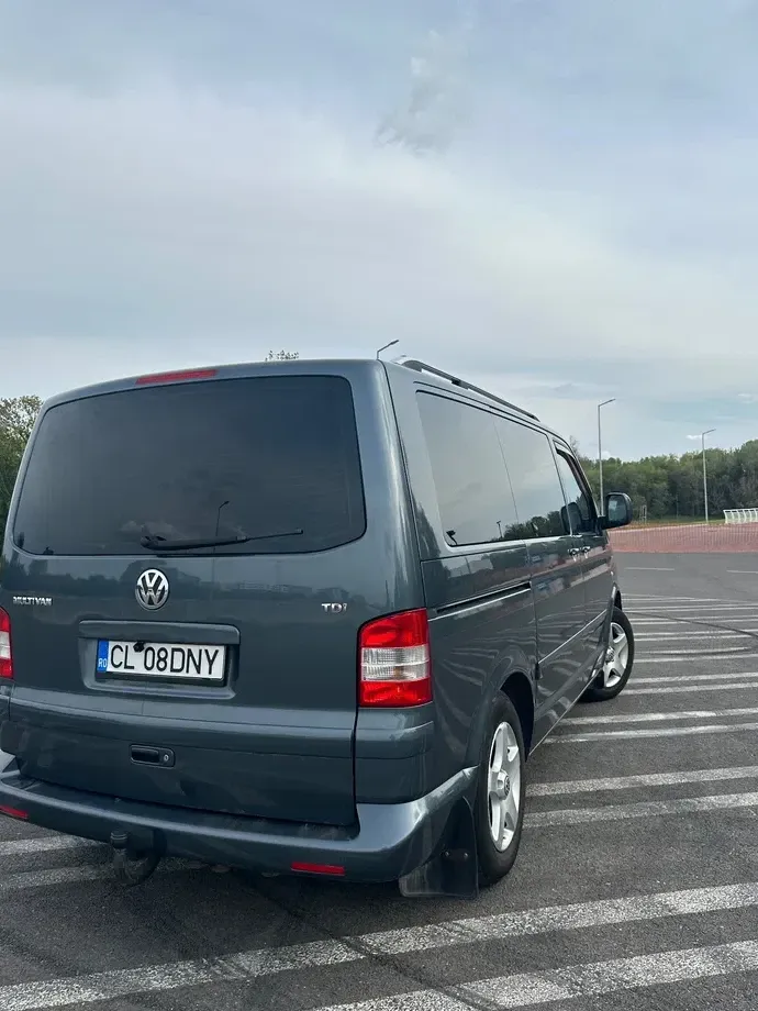 Volkswagen Multivan T5 — imagine 7