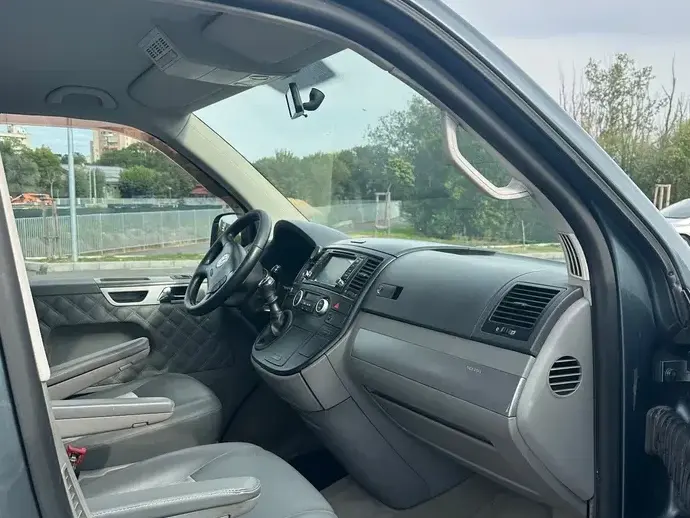 Volkswagen Multivan T5