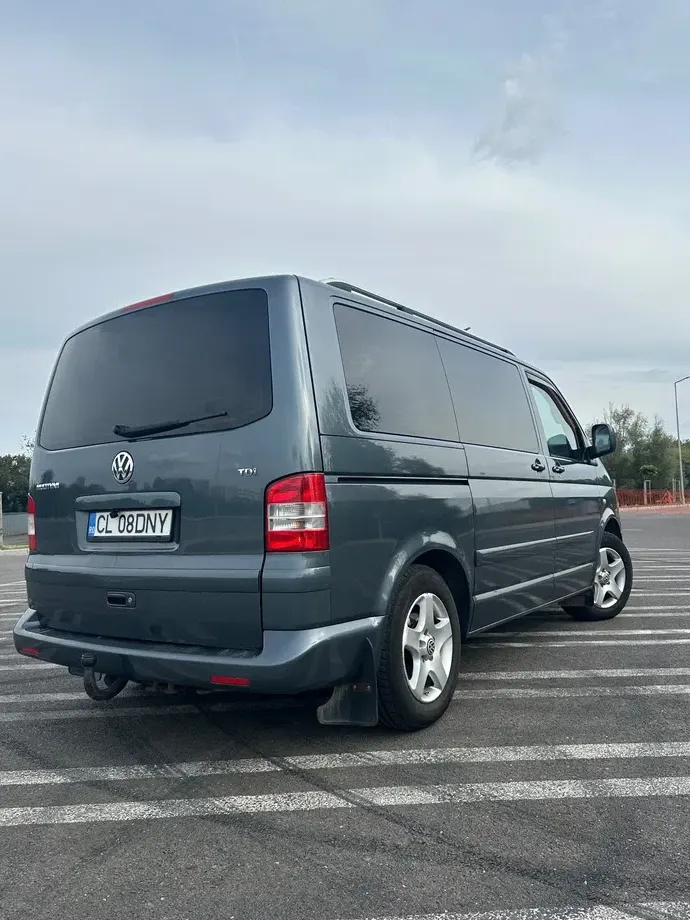 Volkswagen Multivan T5 — imagine 10