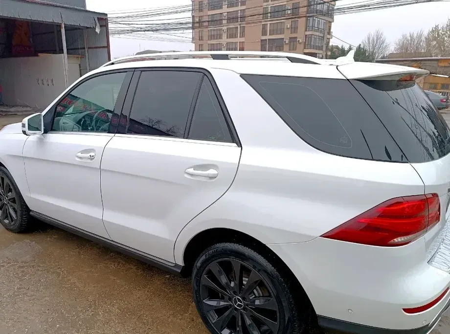 Mercedes-Benz GLE — imagine 4