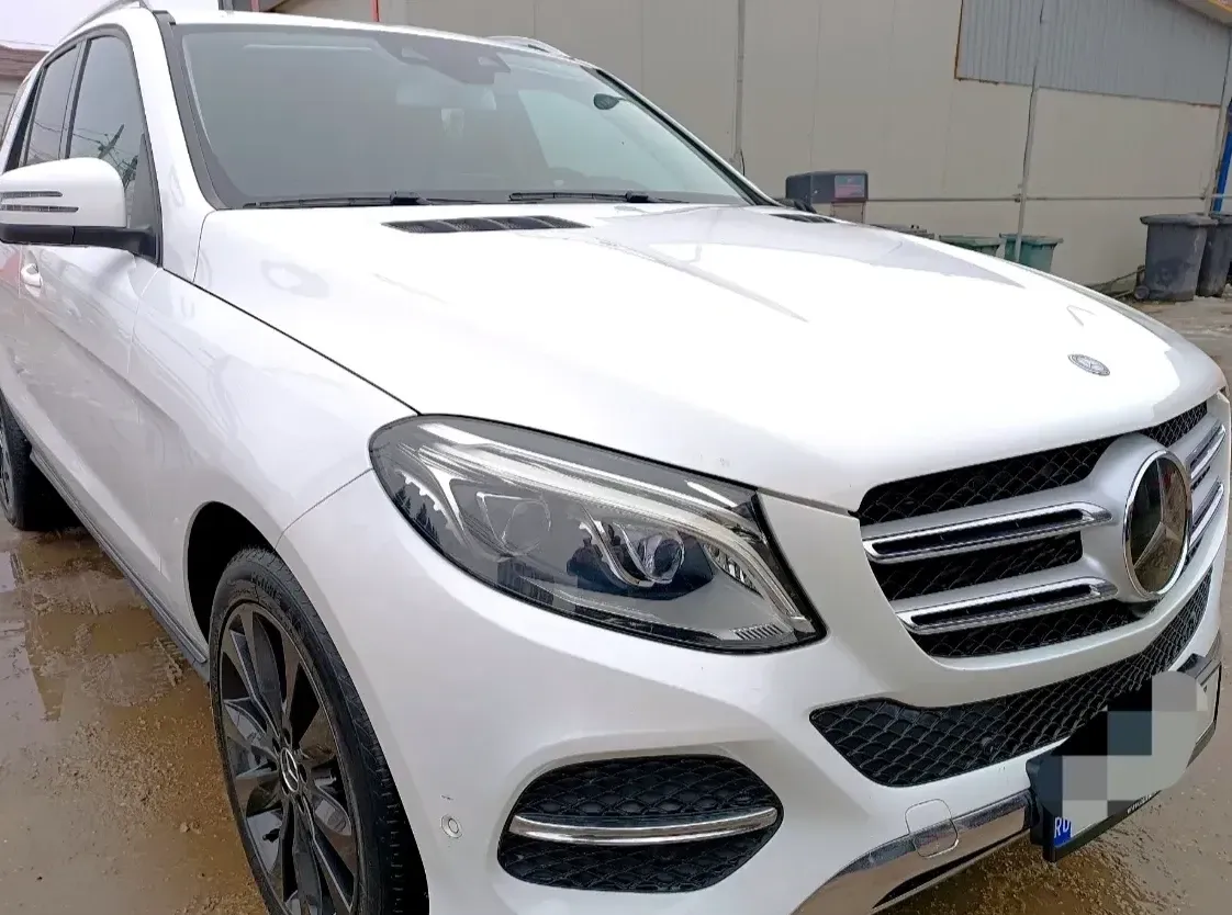 Mercedes-Benz GLE — imagine 10