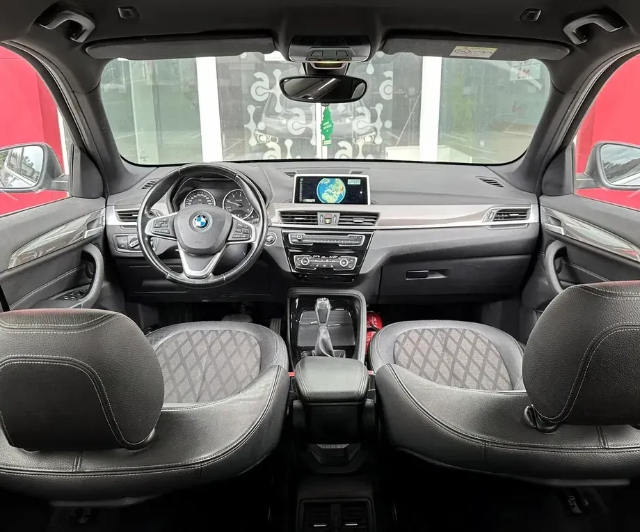 BMW X1 F48 — imagine 9