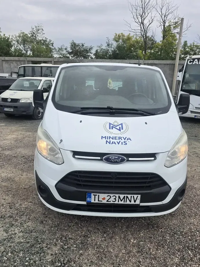 Ford Transit Custom — imagine 3