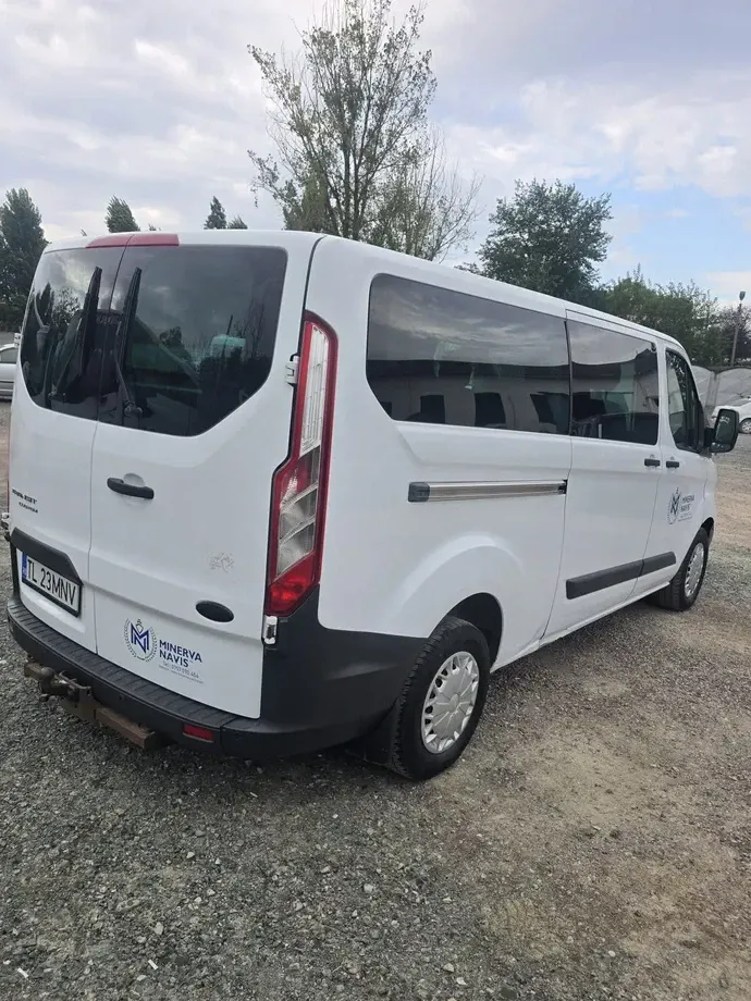 Ford Transit Custom — imagine 4