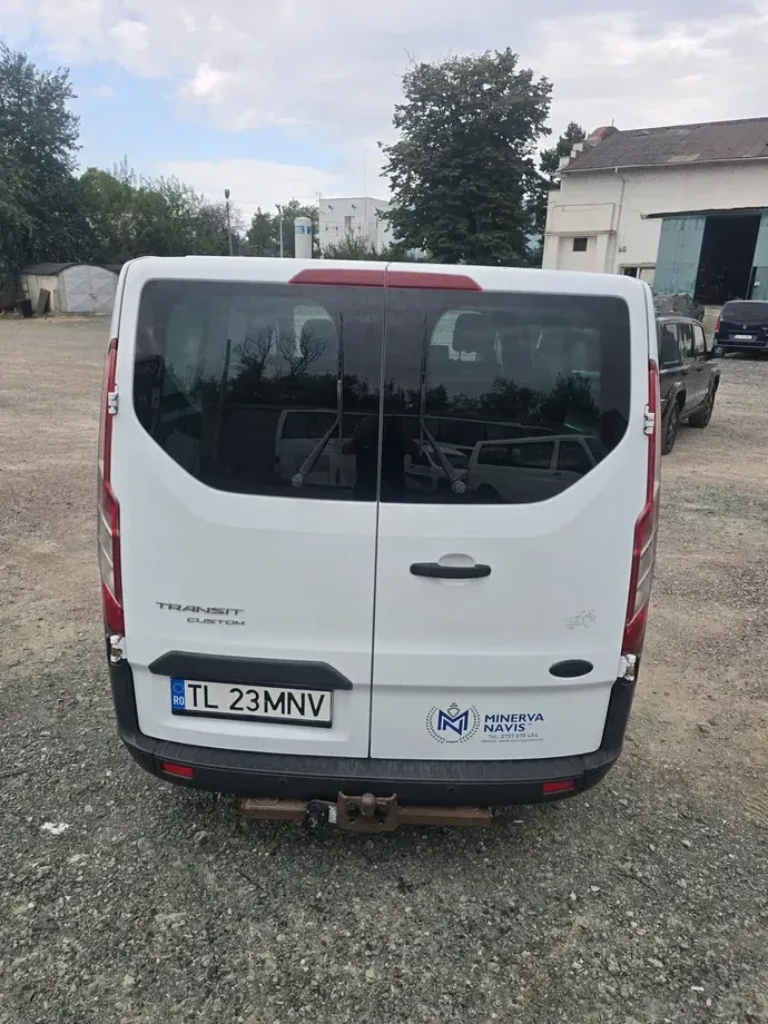 Ford Transit Custom — imagine 7