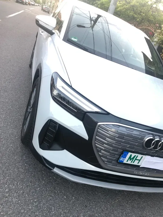 Audi Q4 Sportback e-tron — imagine 3