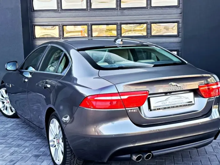 Jaguar XE 20d Aut. Prestige