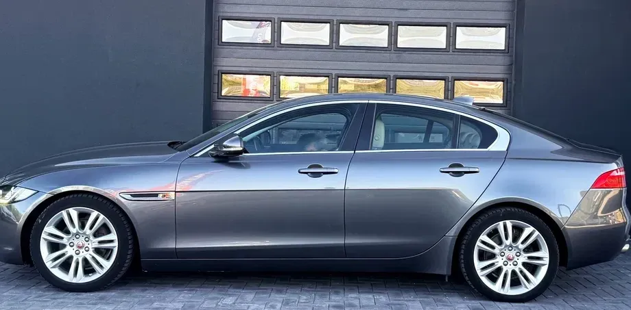 Jaguar XE 20d Aut. Prestige — imagine 10