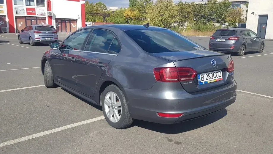 Volkswagen Jetta A6 — imagine 3