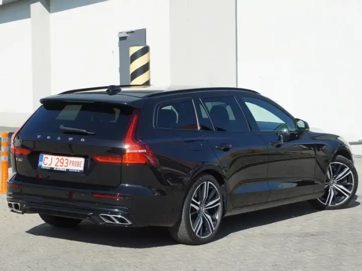 Volvo V60 II T6 AWD Recharge Geartronic RDesign