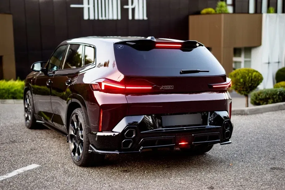 BMW XM Standard — imagine 6