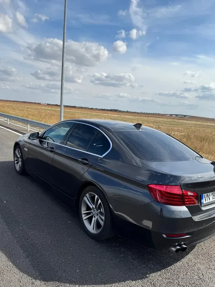 BMW Seria 5 F10/F11/F07 — imagine 4