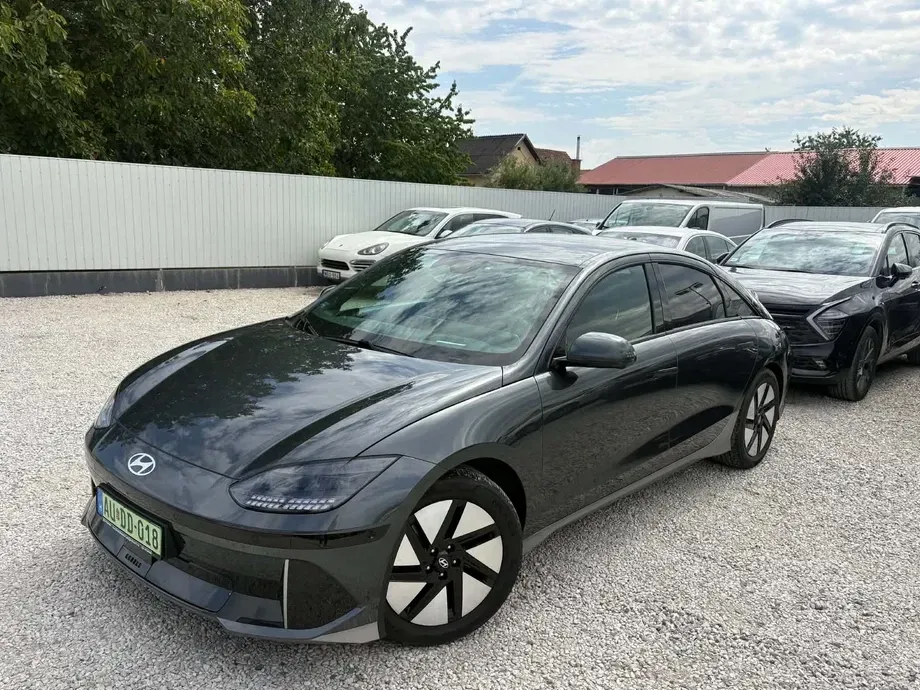 Hyundai IONIQ — imagine 3