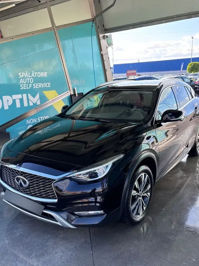 Infiniti QX30 — imagine 3