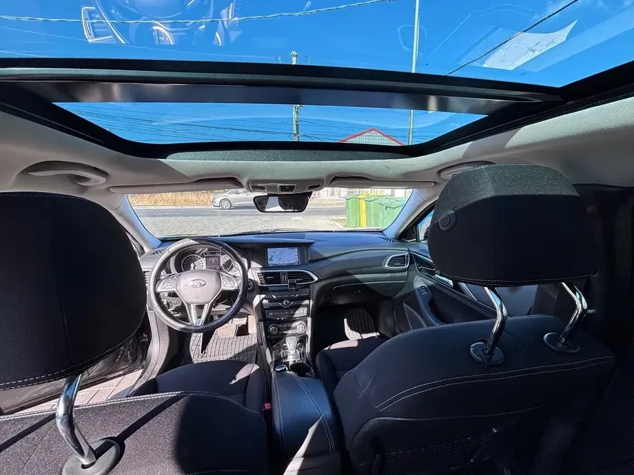 Infiniti QX30 — imagine 7