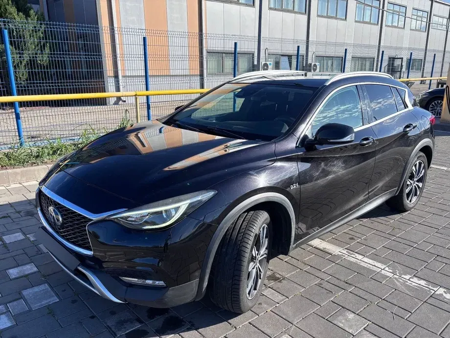Infiniti QX30 — imagine 9