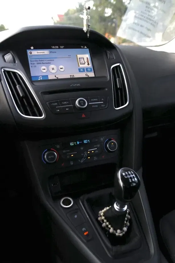 Ford Focus — imagine 10
