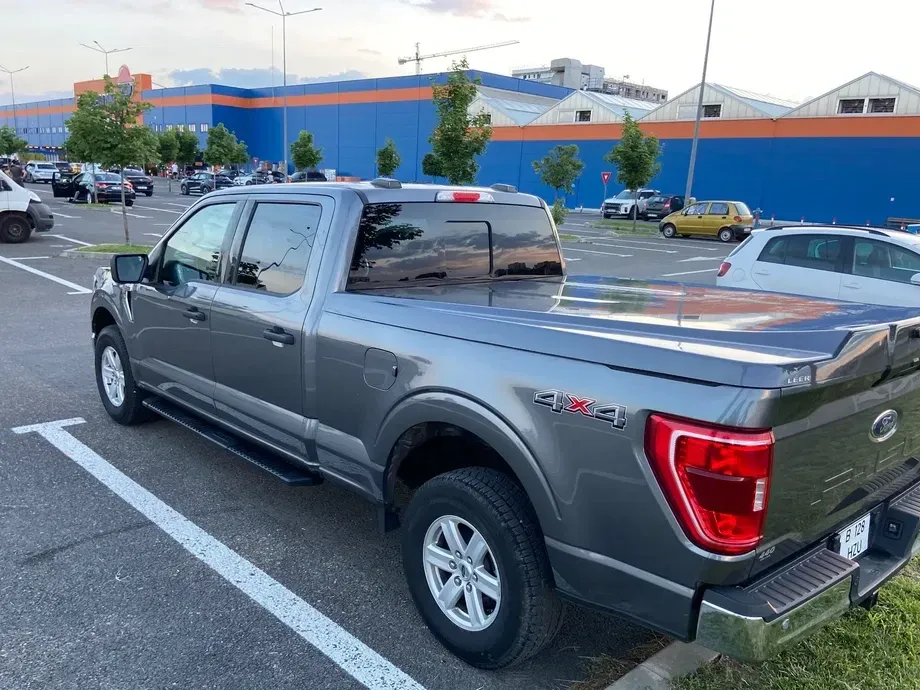 Ford F150 — imagine 4