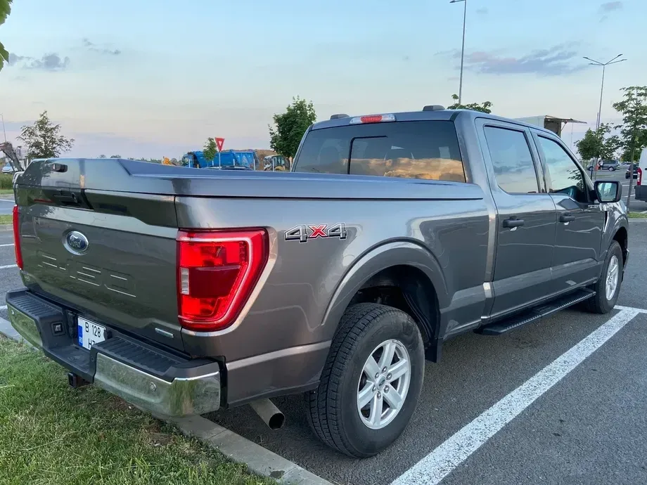 Ford F150 — imagine 3