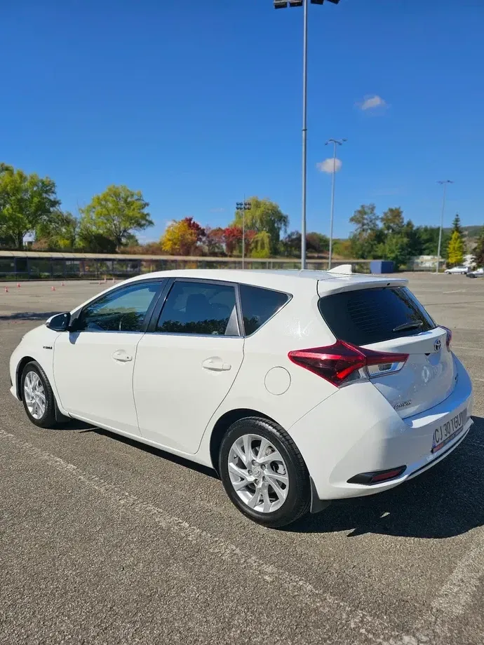 Toyota Auris III — imagine 2