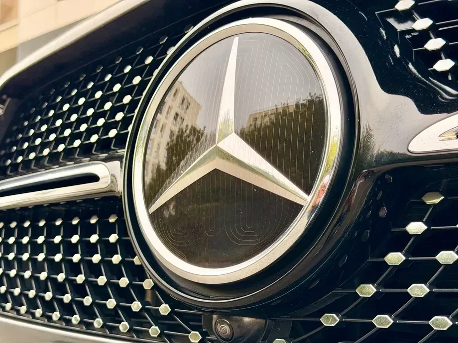 Mercedes-Benz GLE 350 d 4MATIC 9G-TRONIC AMG Line — imagine 8