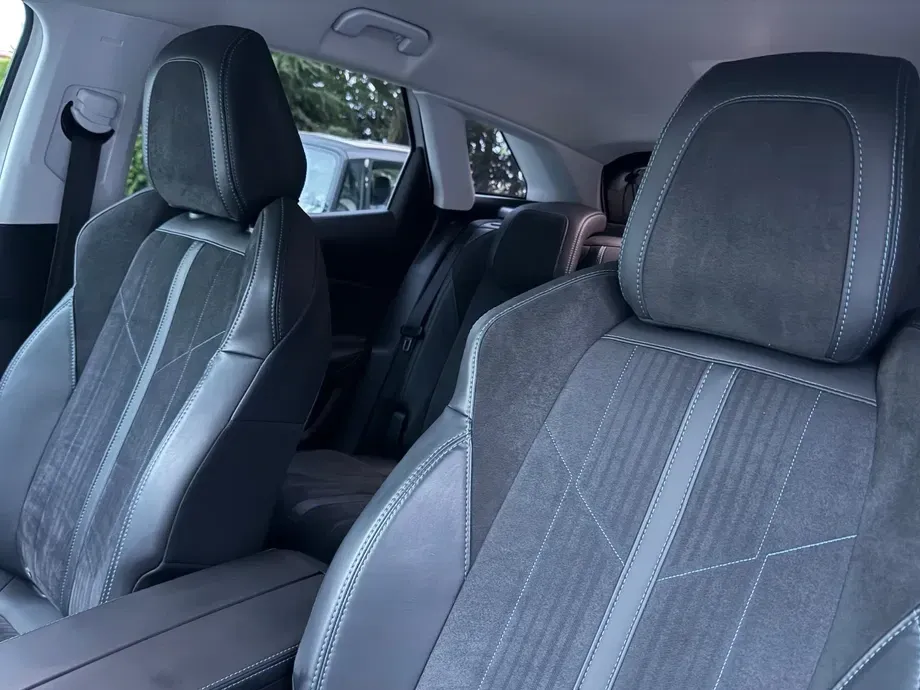 Peugeot 3008 II PureTech 130 Stop & Start GPF EAT8 Crossway — imagine 8