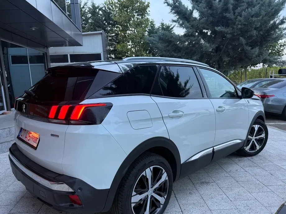 Peugeot 3008 II PureTech 130 Stop & Start GPF EAT8 Crossway — imagine 4