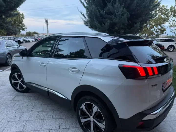Peugeot 3008 II PureTech 130 Stop & Start GPF EAT8 Crossway