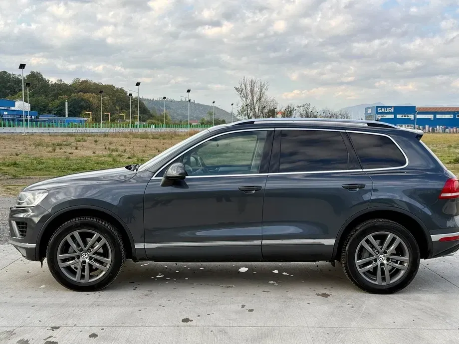 Volkswagen Touareg II — imagine 4