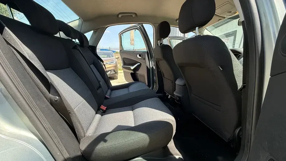 Ford Mondeo III — imagine 7