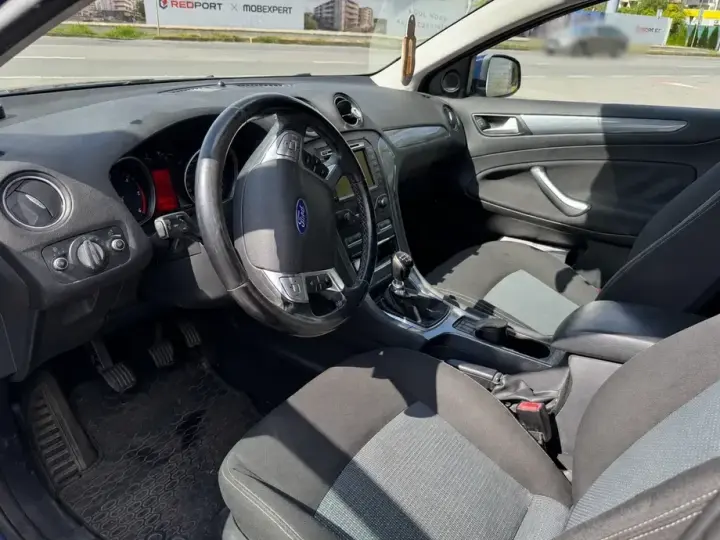 Ford Mondeo III