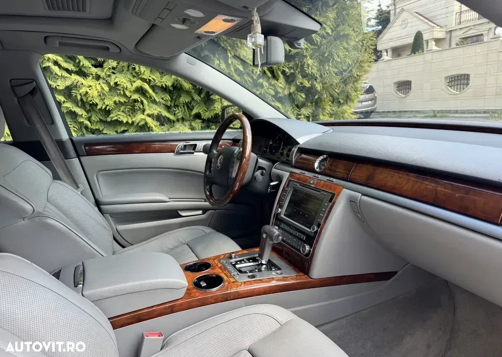 Volkswagen Phaeton 3.0 V6 TDI DPF 4MOTION Tiptronic Lang — imagine 4