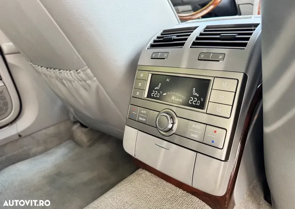 Volkswagen Phaeton 3.0 V6 TDI DPF 4MOTION Tiptronic Lang — imagine 6
