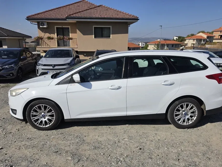 Ford Focus MK3 — imagine 3
