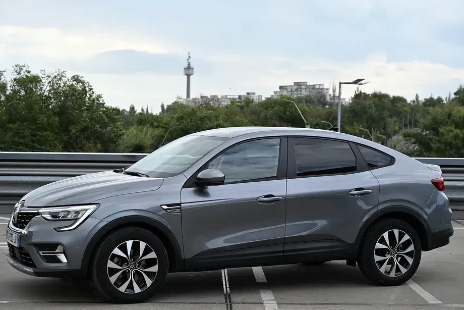 Renault Arkana E-TECH Full 145 Techno — imagine 2