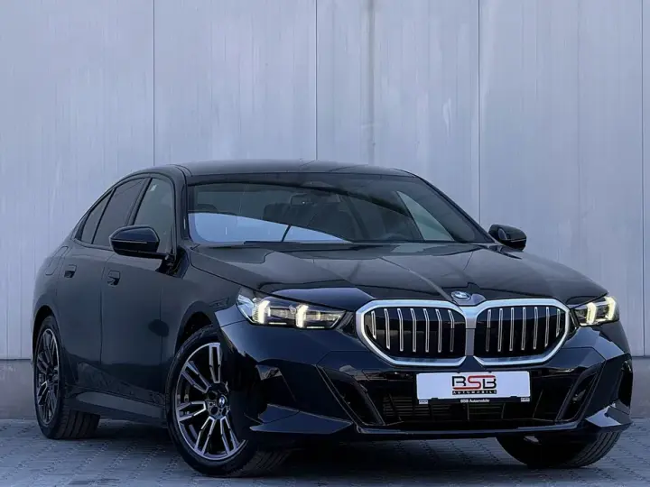 BMW Seria 5 G30/G31 520d xDrive AT MHEV