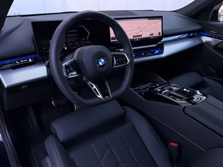 BMW Seria 5 G30/G31 520d xDrive AT MHEV